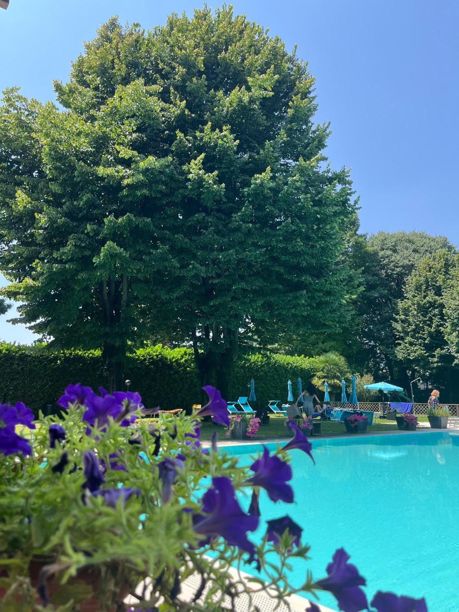 Hotel Sporting Brugherio Buitenkant foto
