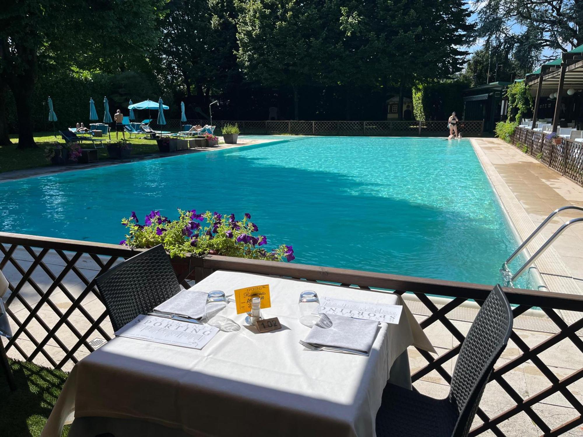 Hotel Sporting Brugherio Buitenkant foto